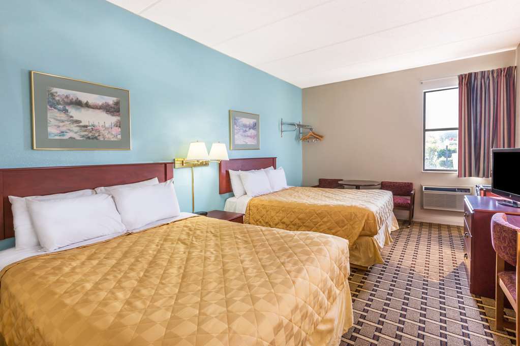 Super 8 By Wyndham Knoxville Downtown Area Ruang foto